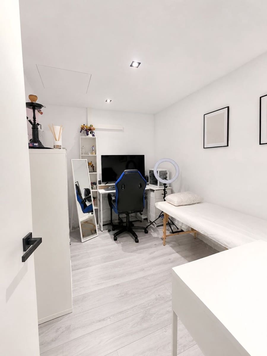 Apartamento de 3 habitaciones en Blanes en venta - 240.000 € (Ref: 9895235)