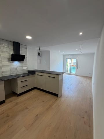 3 quarto Apartamento para venda em Blanes - 228 000 € (Ref: 9902069)