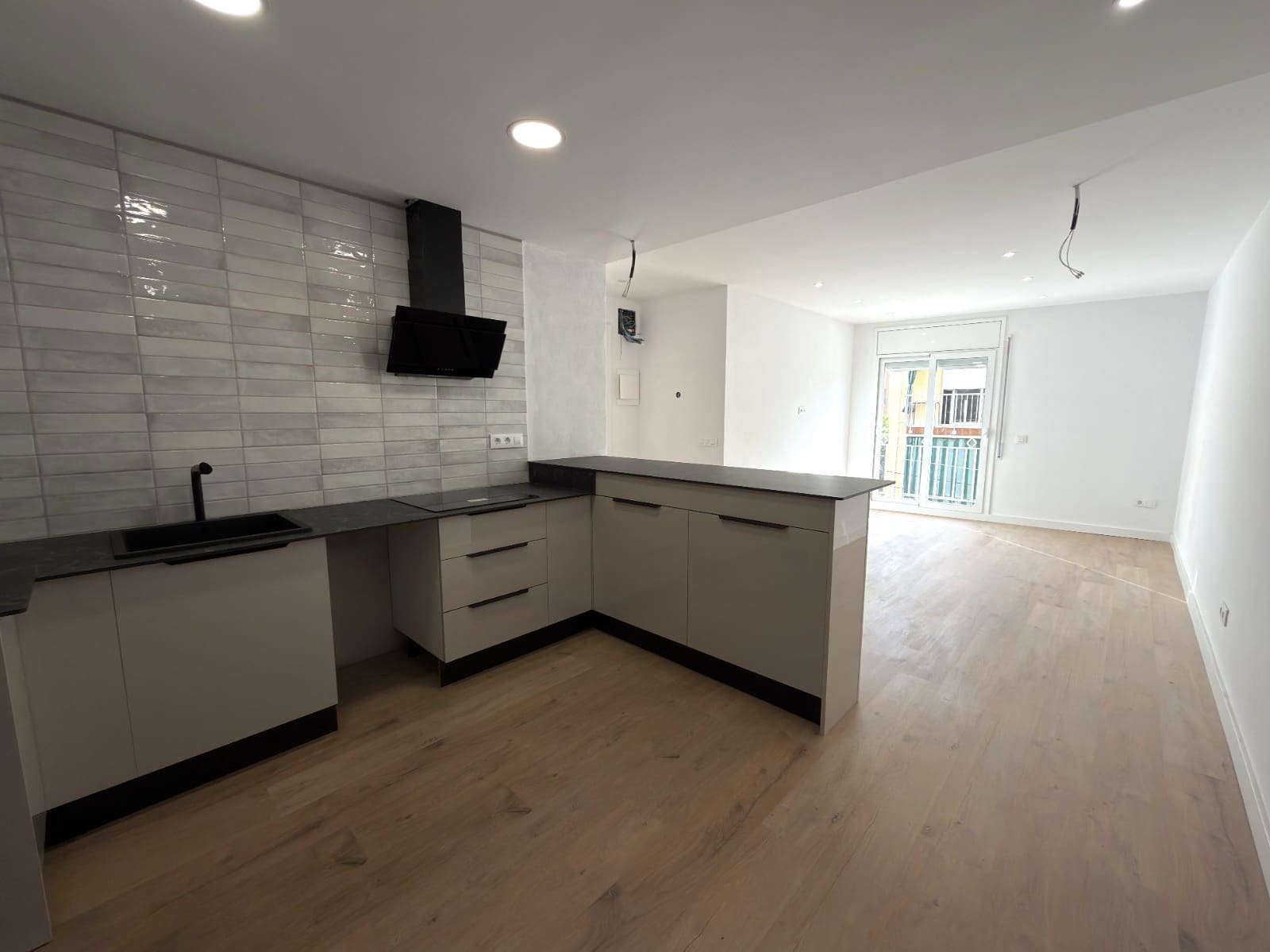 3 quarto Apartamento para venda em Blanes - 228 000 € (Ref: 9902069)