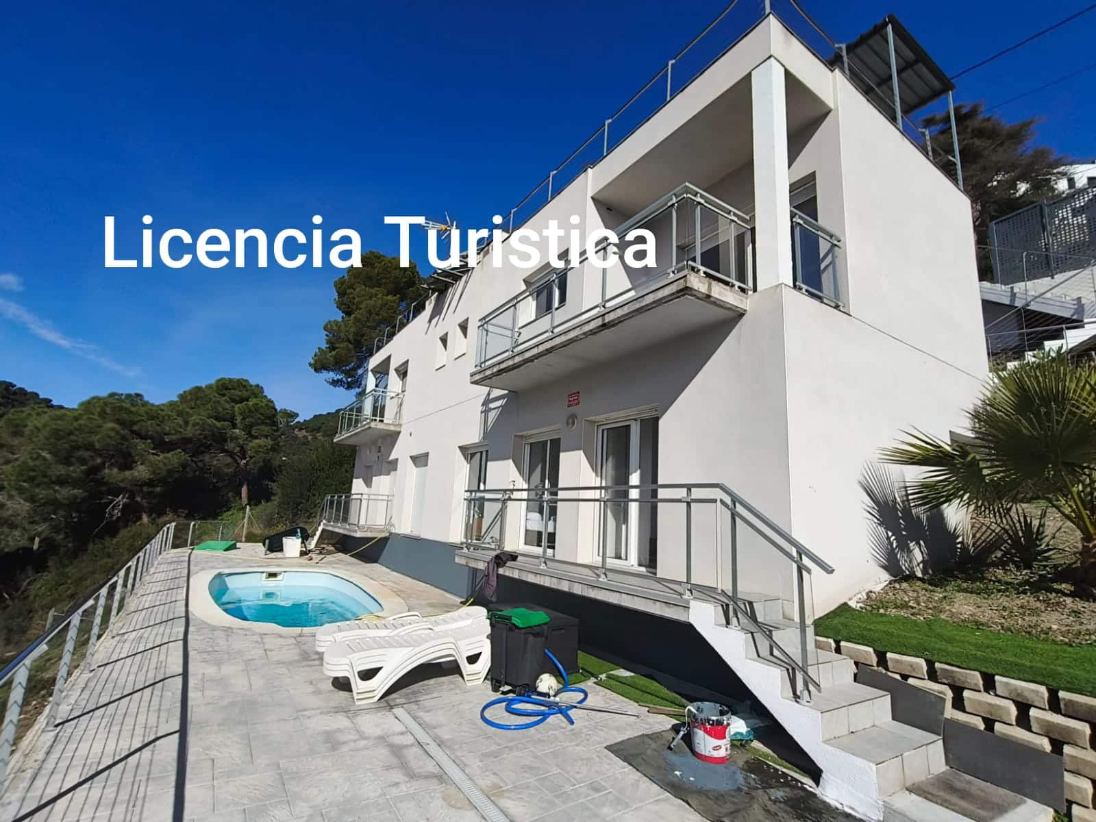 3 chambre Villa/Maison Semi-Mitoyenne à vendre à Santa Susanna avec piscine garage - 360 000 € (Ref: 9954551)