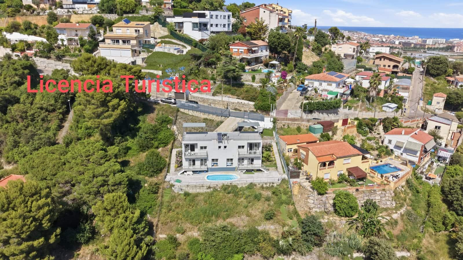 3 bedroom Semi-detached Villa for sale in Santa Susanna with pool garage - € 360,000 (Ref: 9954551)