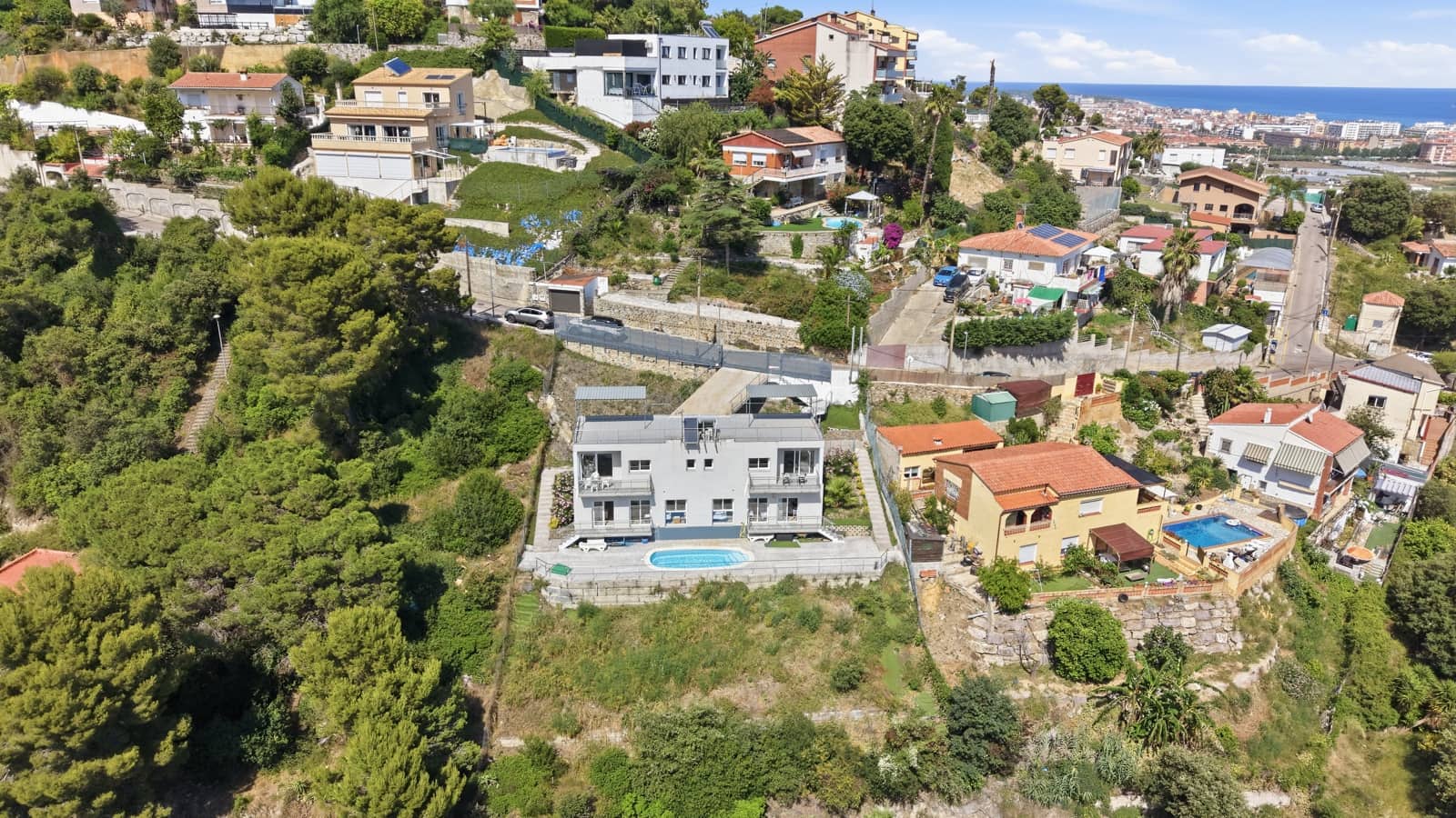 3 bedroom Semi-detached Villa for sale in Santa Susanna with pool garage - € 360,000 (Ref: 9954551)