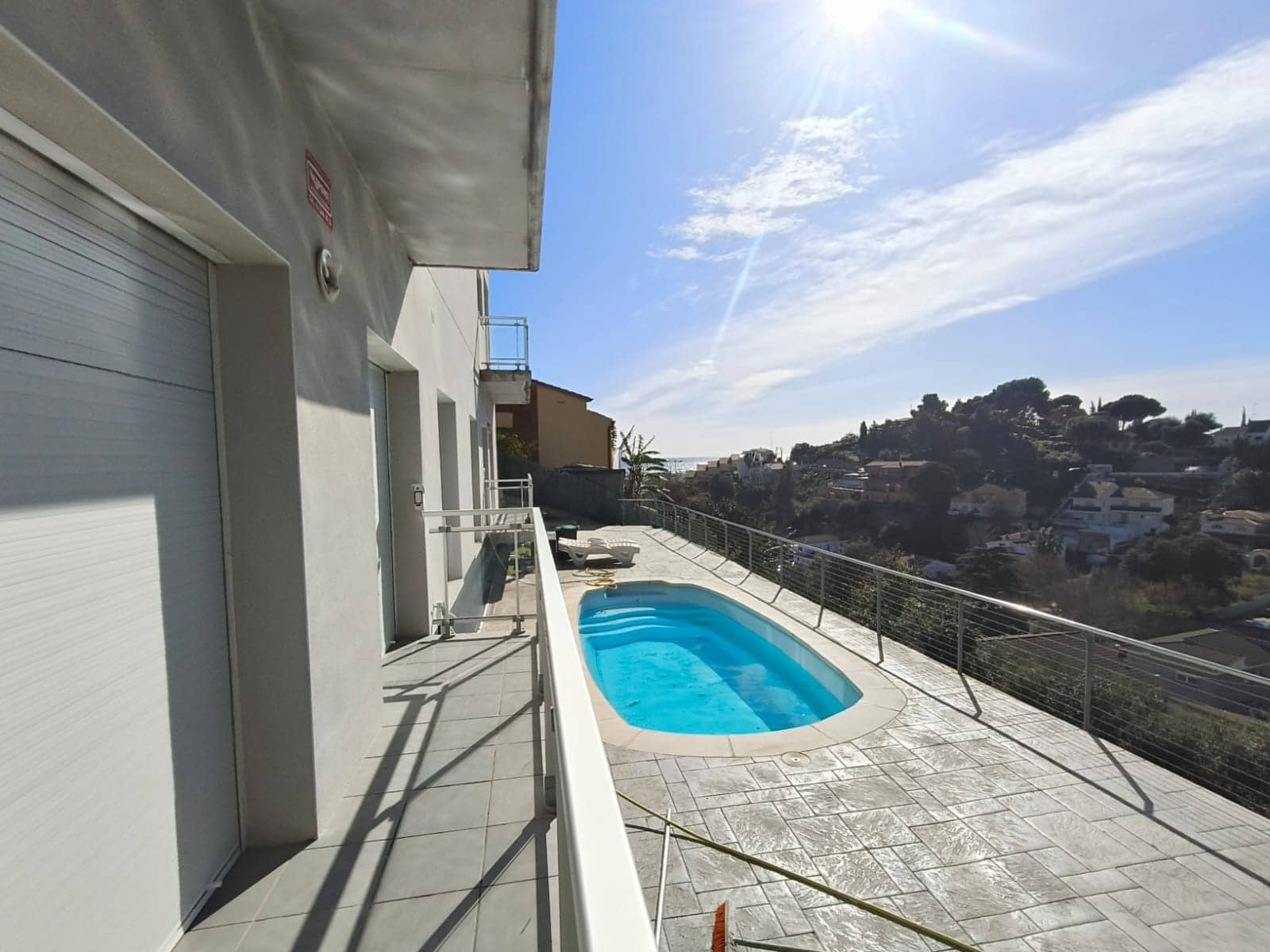 6 chambre Villa/Maison à vendre à Santa Susanna avec piscine garage - 680 000 € (Ref: 9954570)