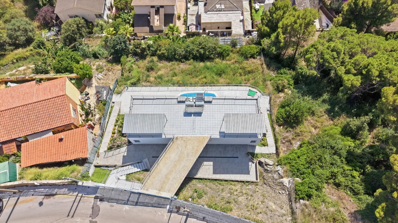 6 chambre Villa/Maison à vendre à Santa Susanna avec piscine garage - 680 000 € (Ref: 9954570)