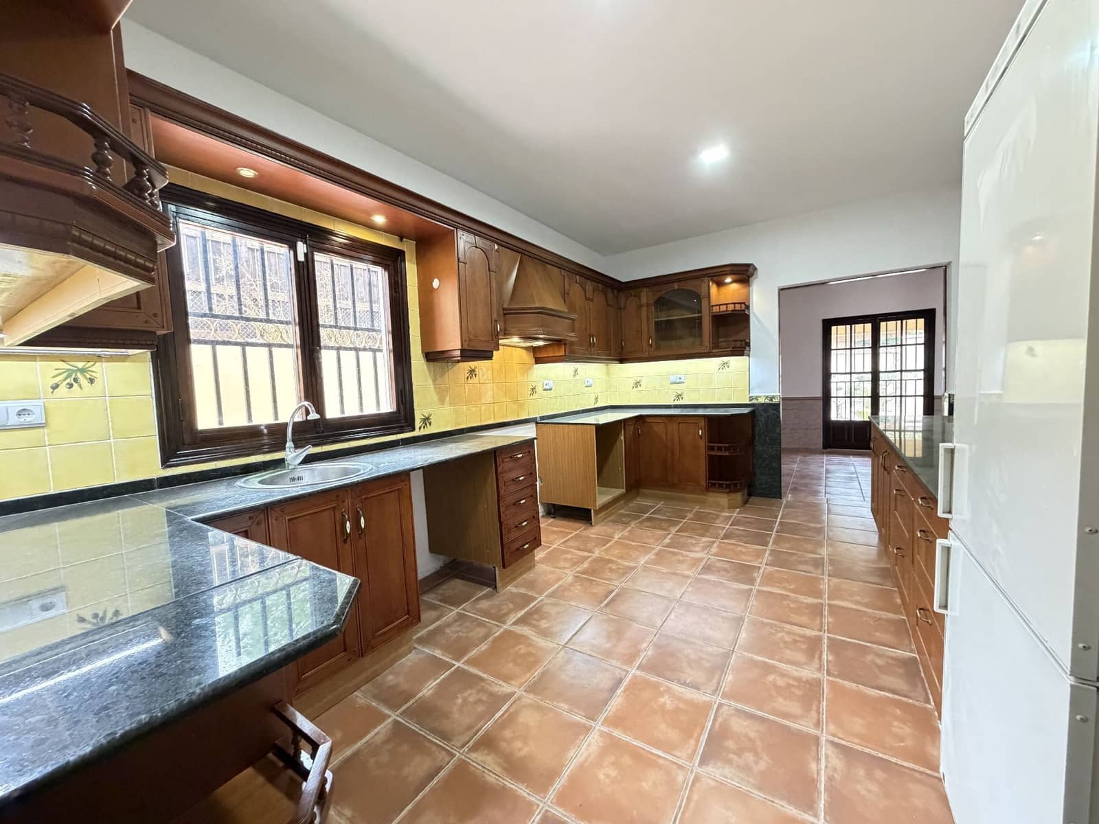 Chalet de 5 habitaciones en Barinas en venta con piscina garaje - 472.000 € (Ref: 10173147)