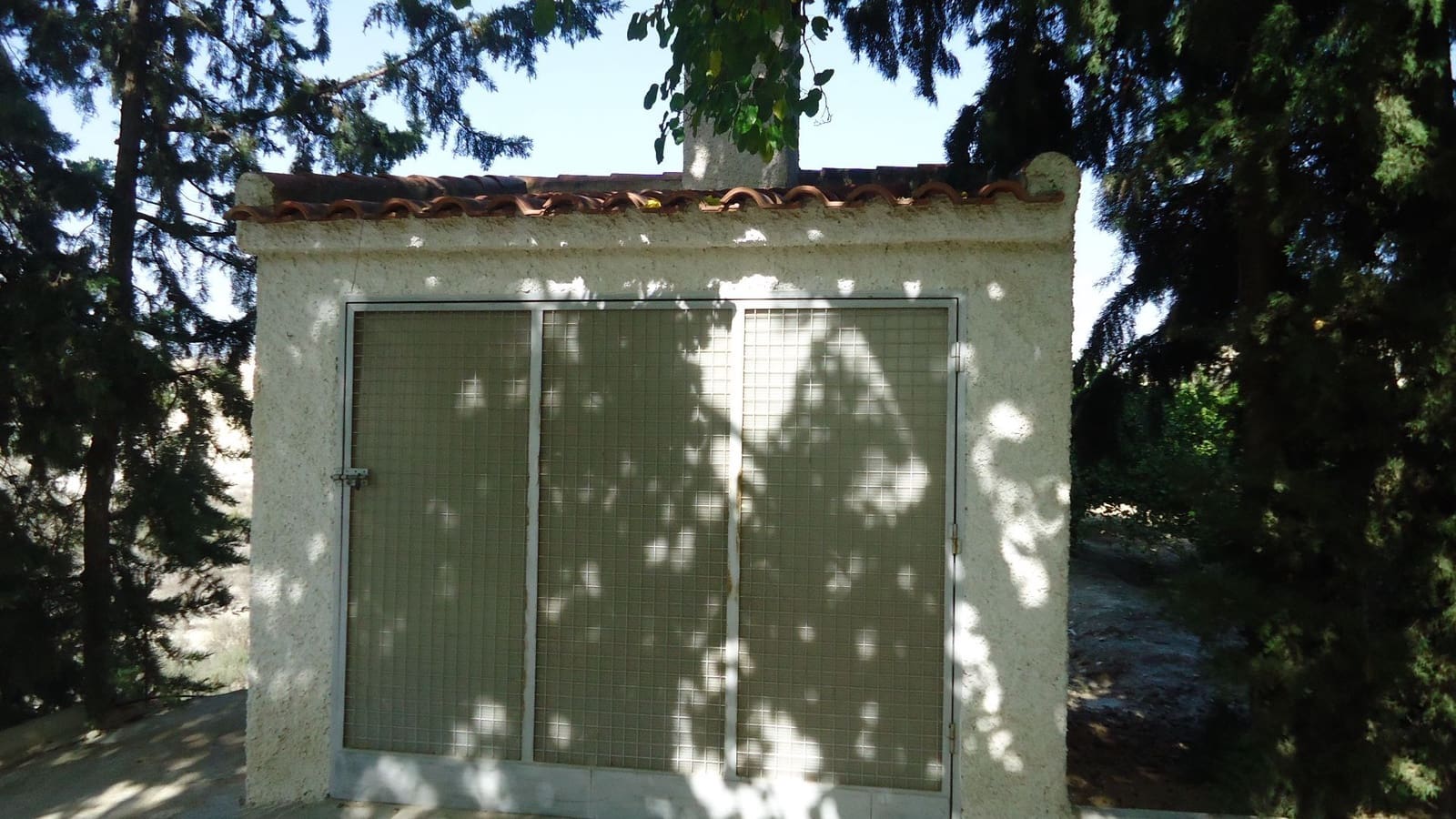 2 soveværelse Villa til salg i Mahoya med swimmingpool - € 124.000 (Ref: 8863556)