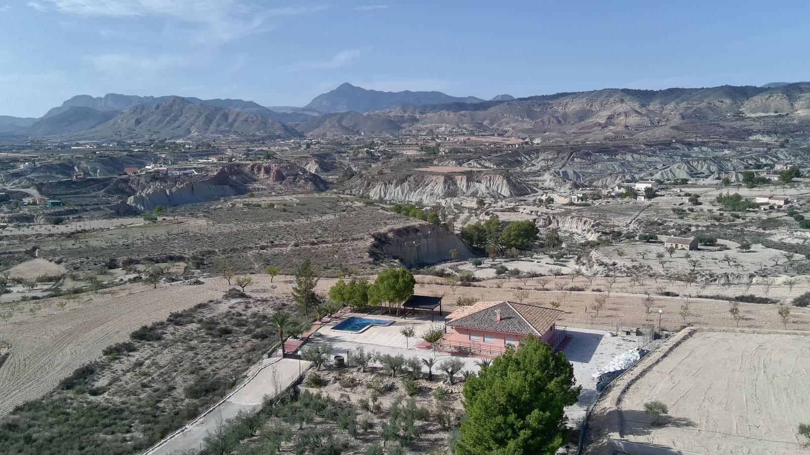 3 bedroom Villa for sale in Abanilla with pool - € 297,000 (Ref: 8863573)