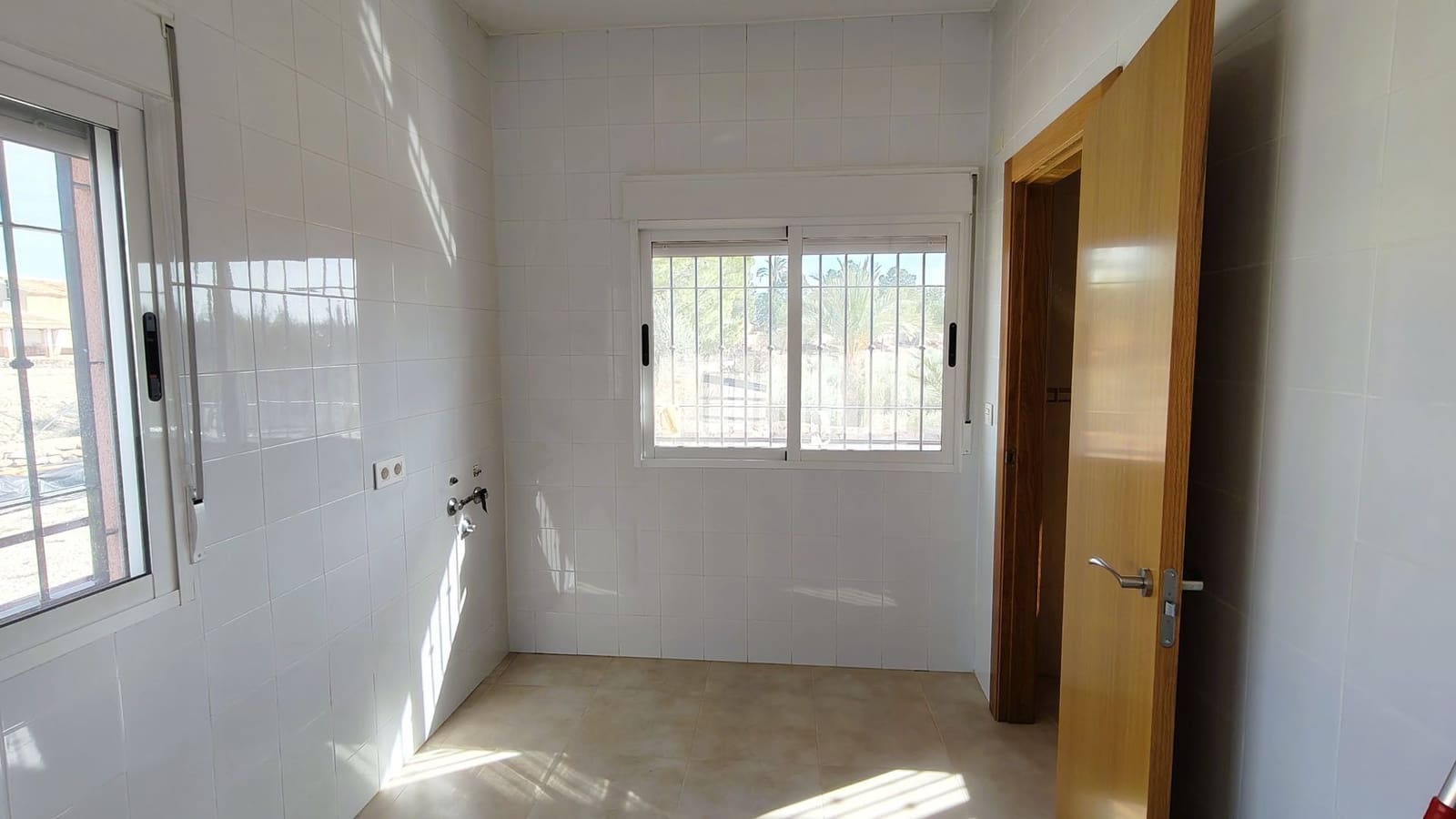 3 bedroom Villa for sale in Abanilla with pool - € 297,000 (Ref: 8863573)