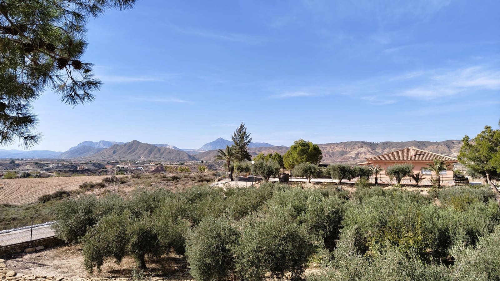 3 bedroom Villa for sale in Abanilla with pool - € 297,000 (Ref: 8863573)