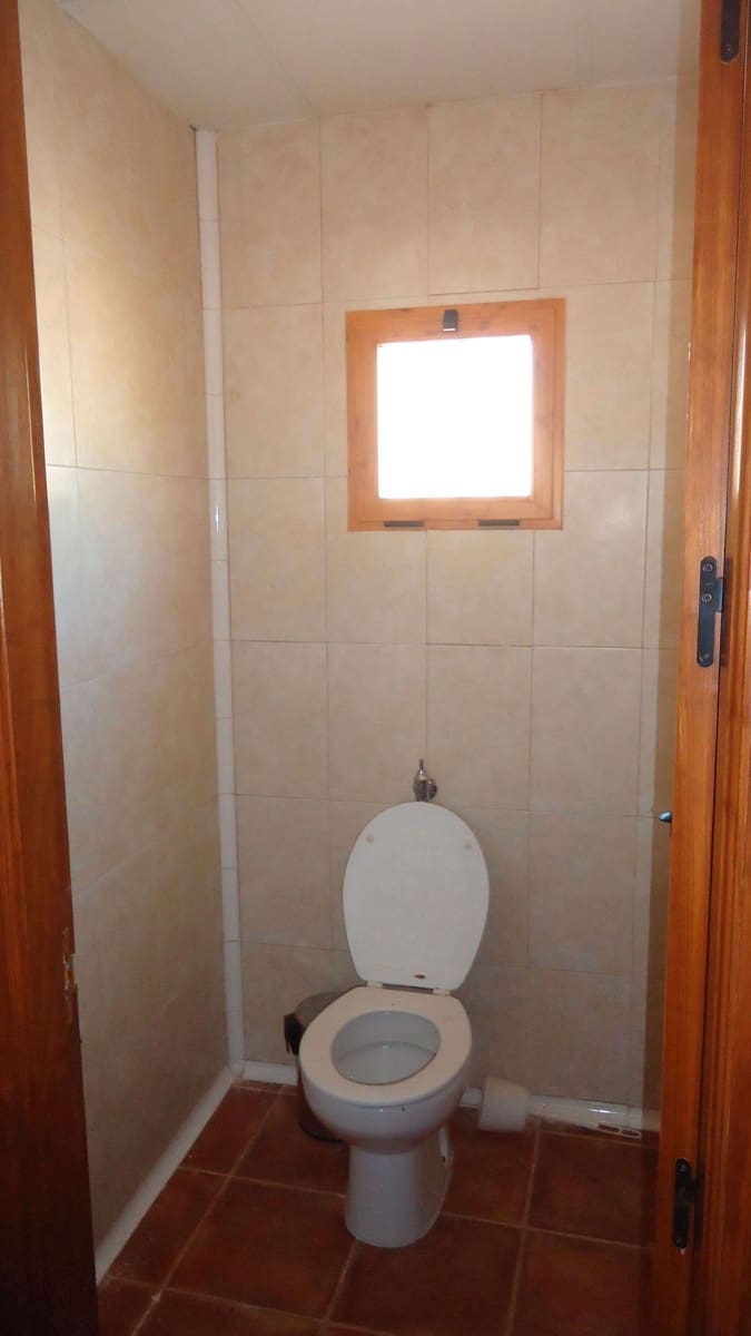 8 bedroom Villa for sale in Fortuna - € 1,300,000 (Ref: 8863578)