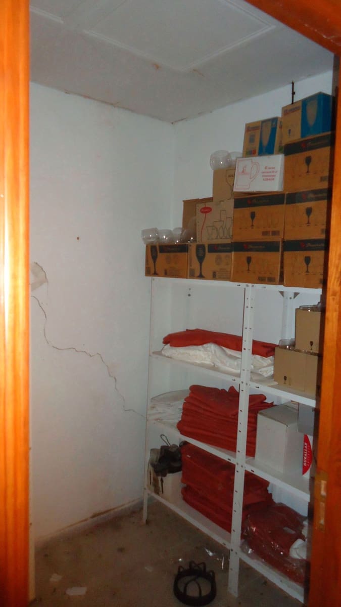 8 bedroom Villa for sale in Fortuna - € 1,300,000 (Ref: 8863578)