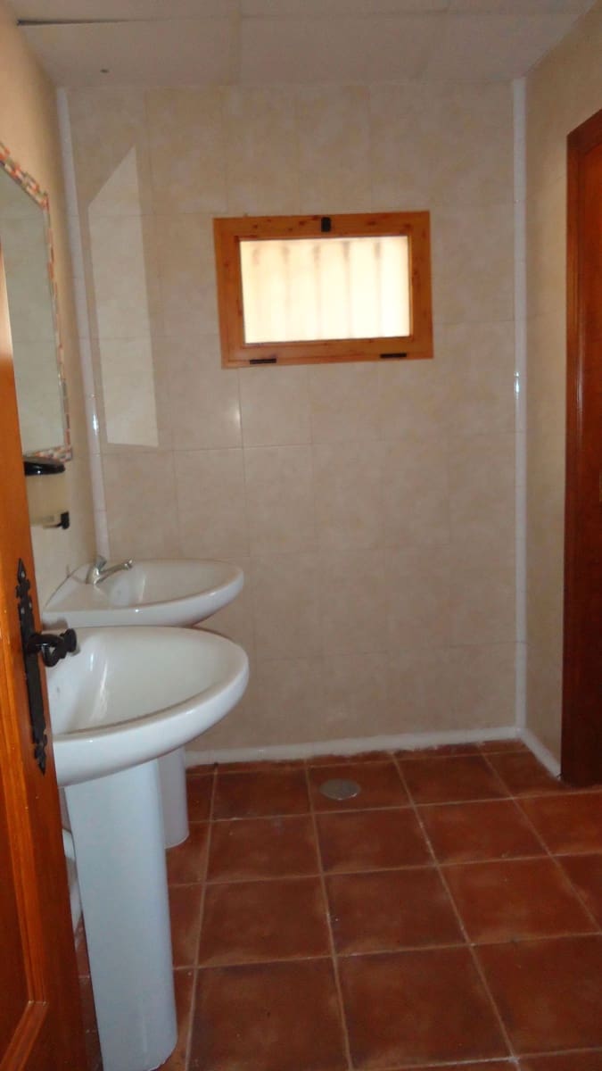 8 bedroom Villa for sale in Fortuna - € 1,300,000 (Ref: 8863578)