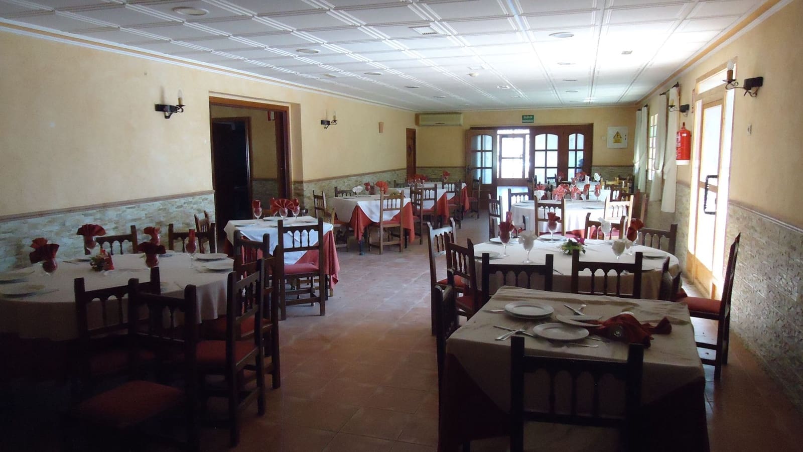 8 bedroom Villa for sale in Fortuna - € 1,300,000 (Ref: 8863578)