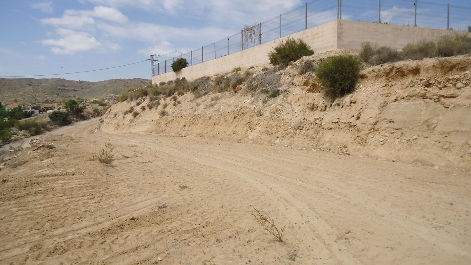 Finca/Landhuis te koop in Mahoya - € 14.900 (Ref: 8863585)