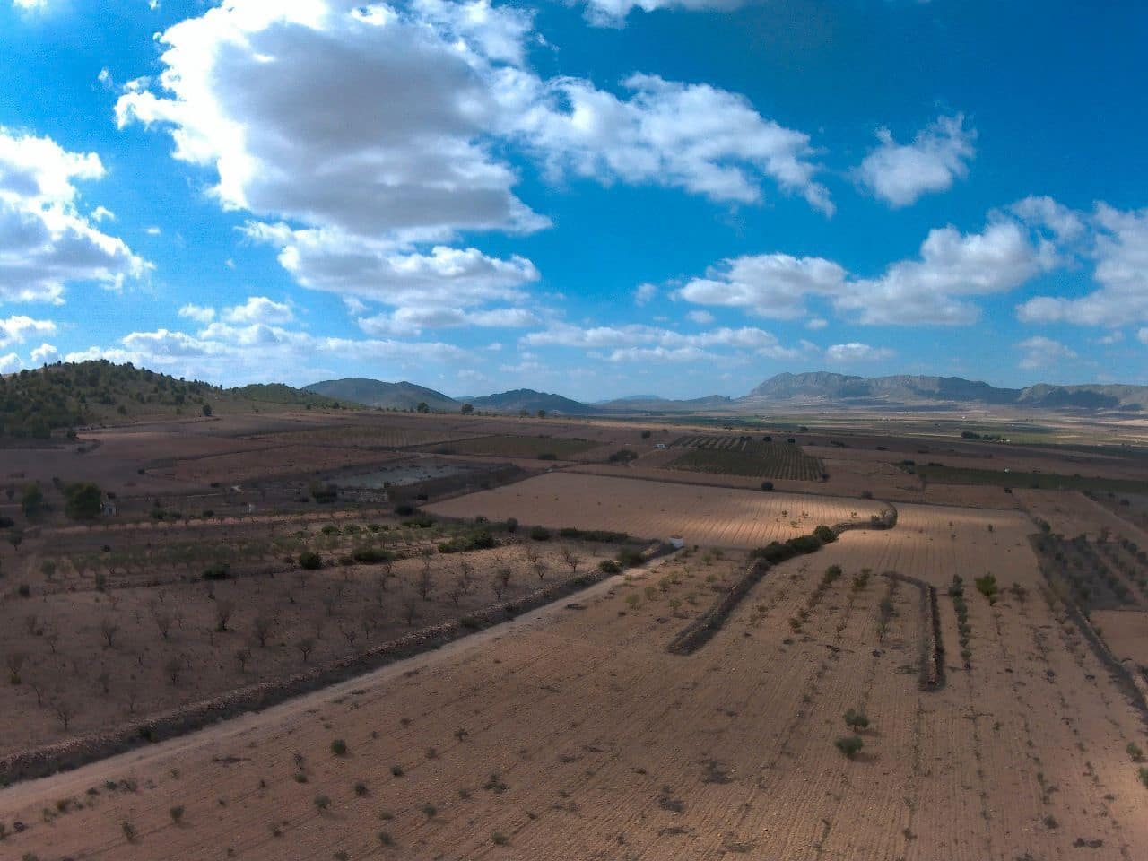 Finca/Herregård til salgs i Yecla - € 43 500 (Ref: 8863587)