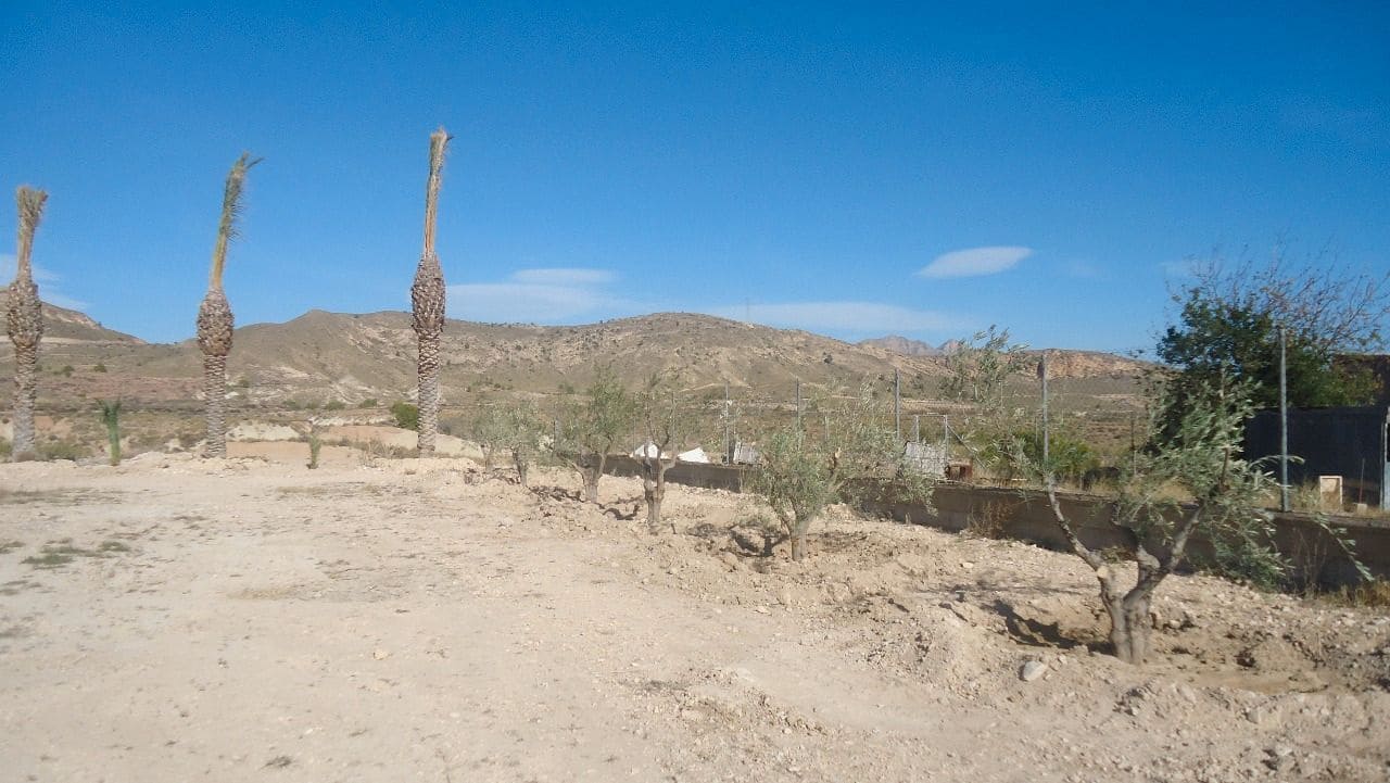 Finca/Landehus til salg i Mahoya - € 39.900 (Ref: 8863591)