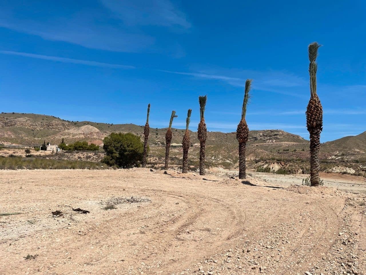 Finca/Landehus til salg i Mahoya - € 39.900 (Ref: 8863591)