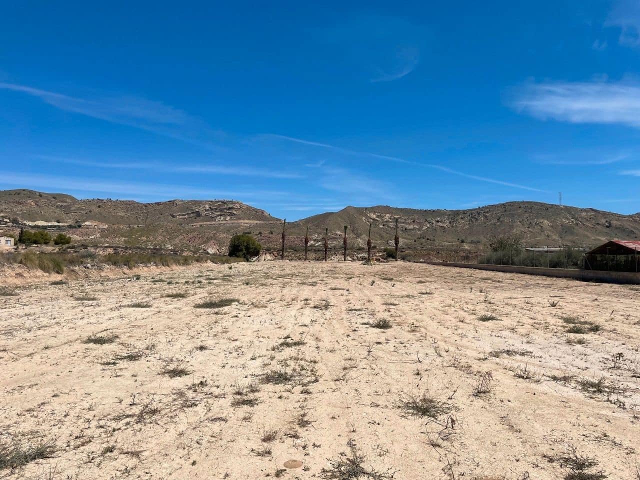 Finca/Landehus til salg i Mahoya - € 39.900 (Ref: 8863591)