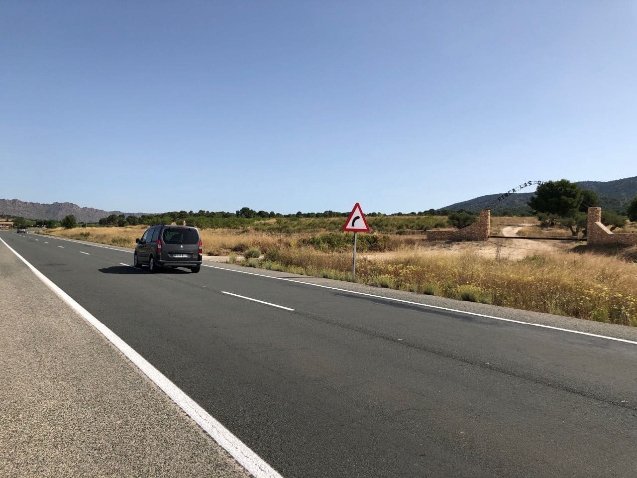 Finca/Country House for sale in Yecla - € 620,000 (Ref: 8863592)