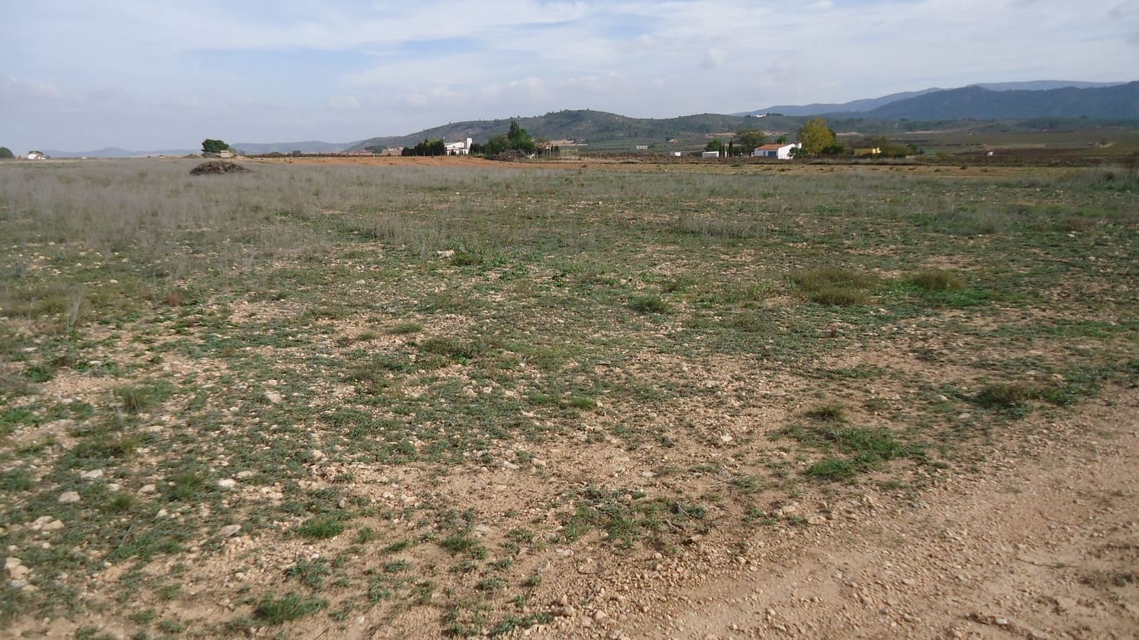 Finca/Herregård til salgs i Yecla - € 17 500 (Ref: 8863633)