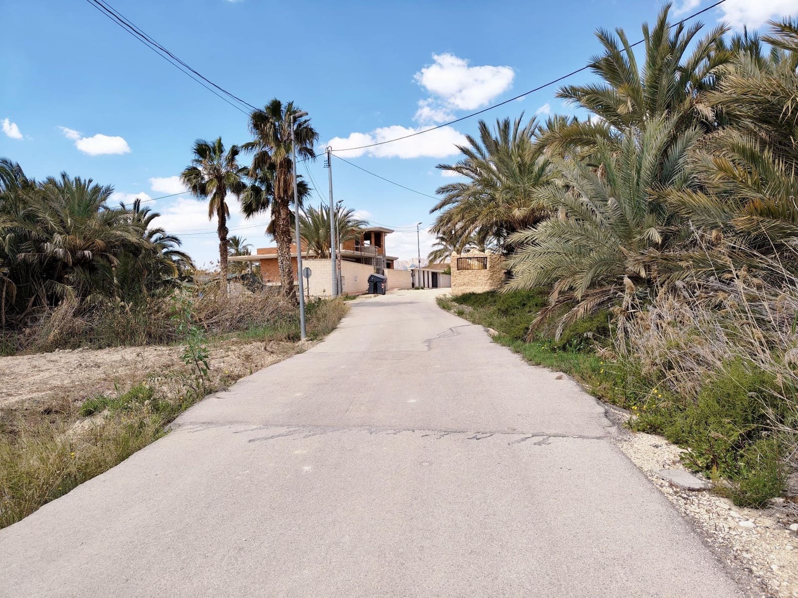 Finca/Landehus til salg i Mahoya - € 19.900 (Ref: 8901757)