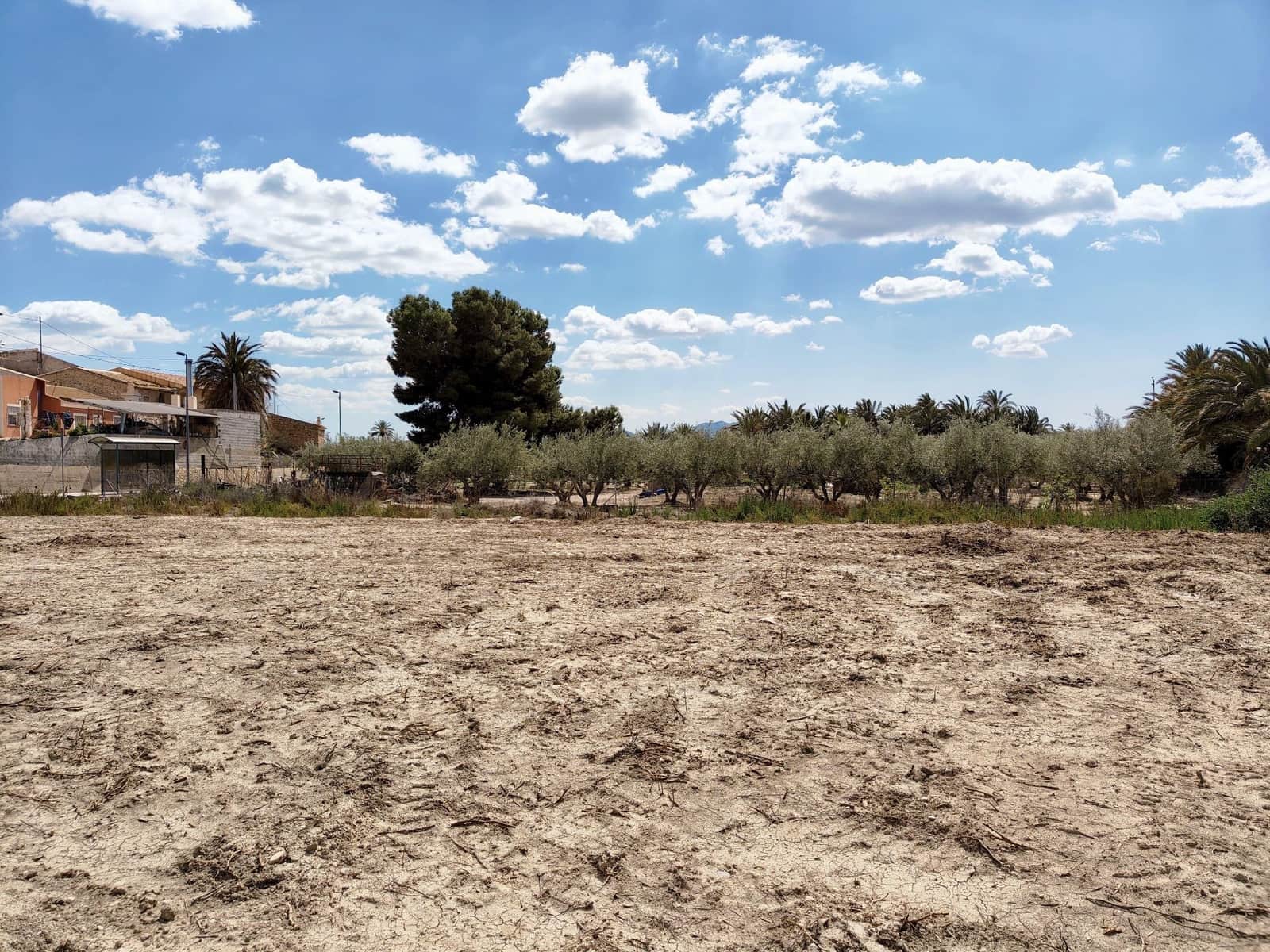 Finca/Landehus til salg i Mahoya - € 19.900 (Ref: 8901757)