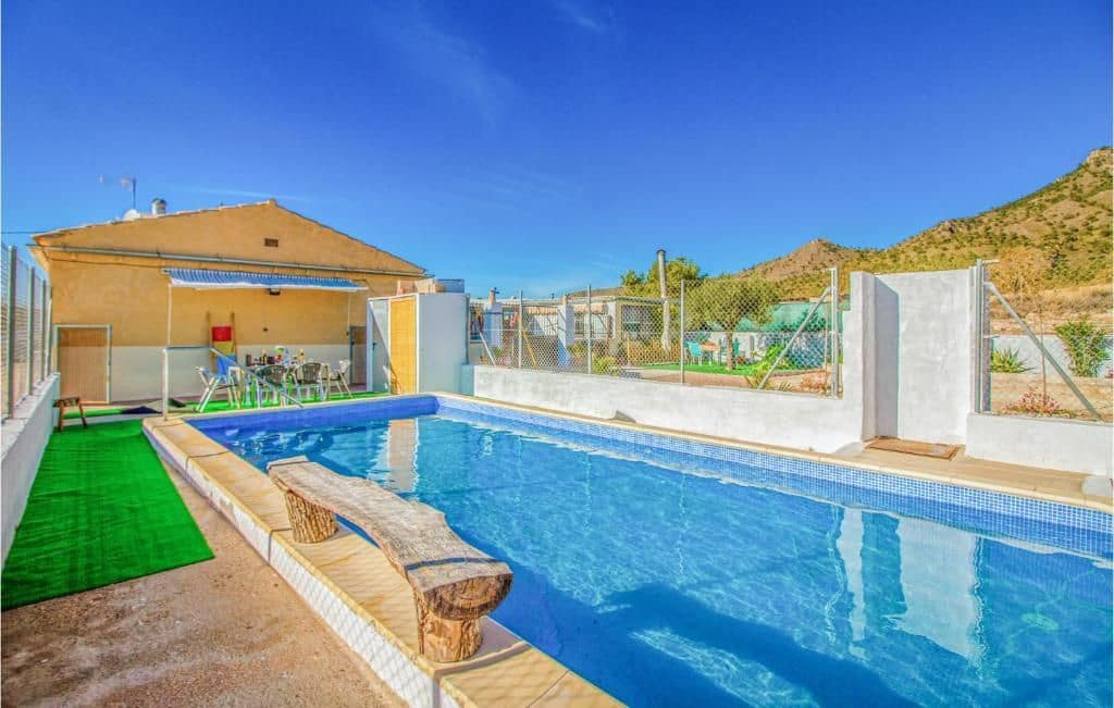 8 slaapkamer Villa te koop in Jumilla - € 316.000 (Ref: 8932060)