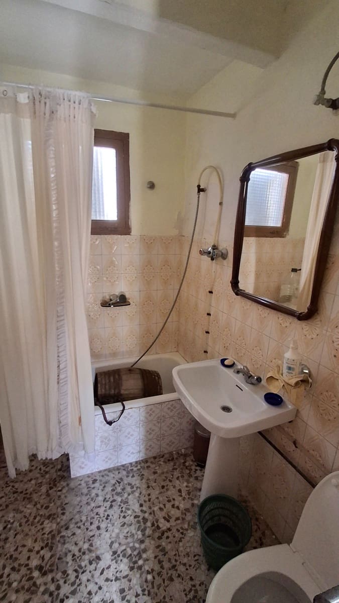 Villa til salg i El Canton - € 84.500 (Ref: 8932061)