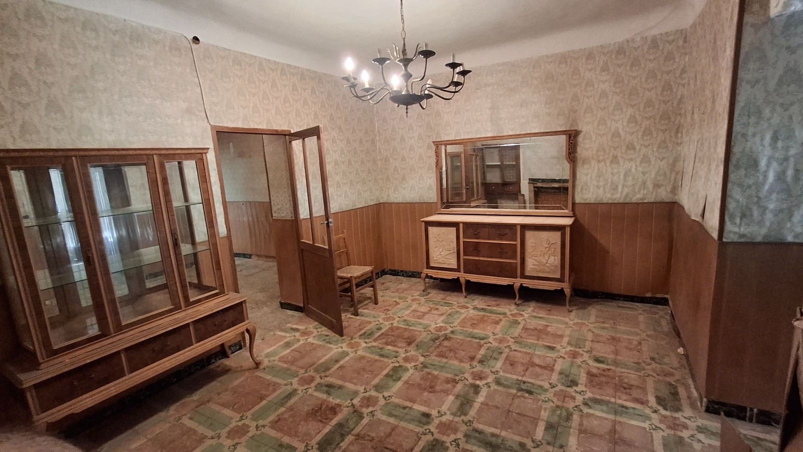 4 soverom Villa til salgs i El Canton - € 124 900 (Ref: 8985439)