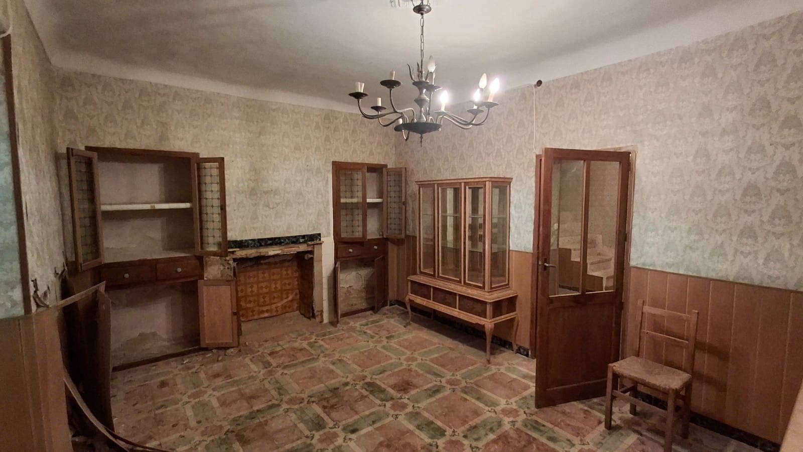 4 soverom Villa til salgs i El Canton - € 124 900 (Ref: 8985439)