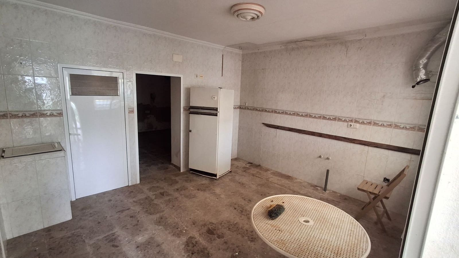 4 soverom Villa til salgs i El Canton - € 124 900 (Ref: 8985439)