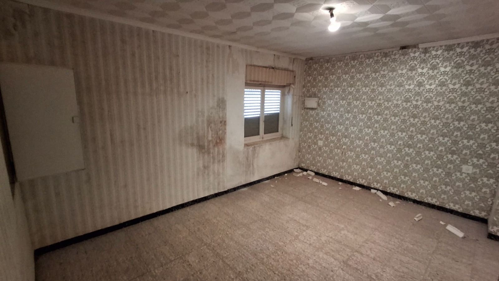 4 soverom Villa til salgs i El Canton - € 124 900 (Ref: 8985439)