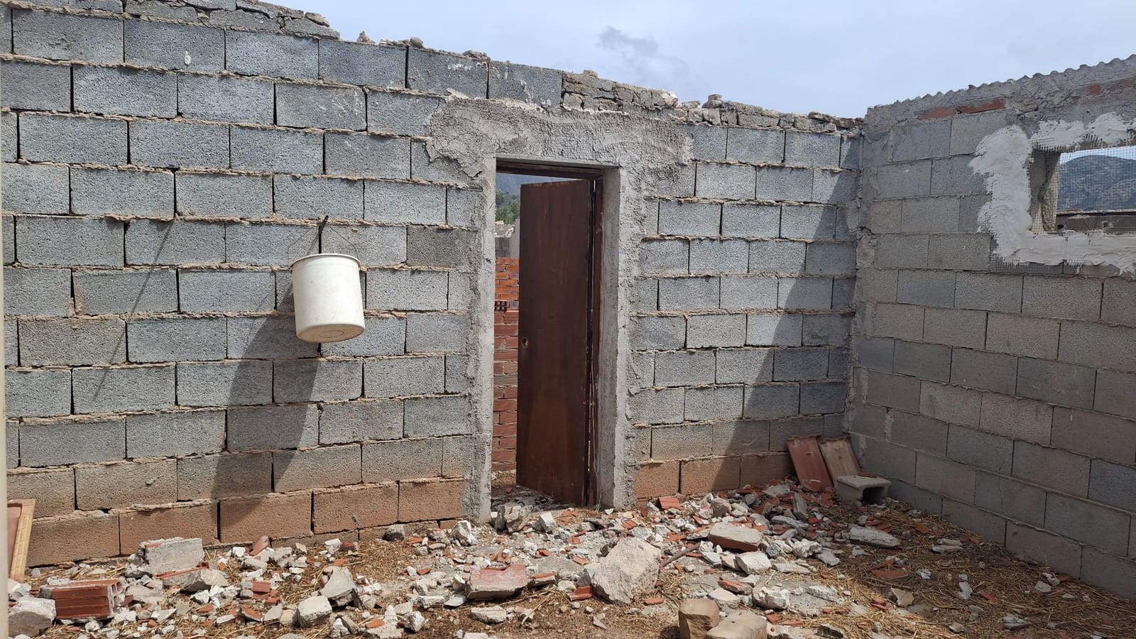 4 soverom Villa til salgs i El Canton - € 124 900 (Ref: 8985439)