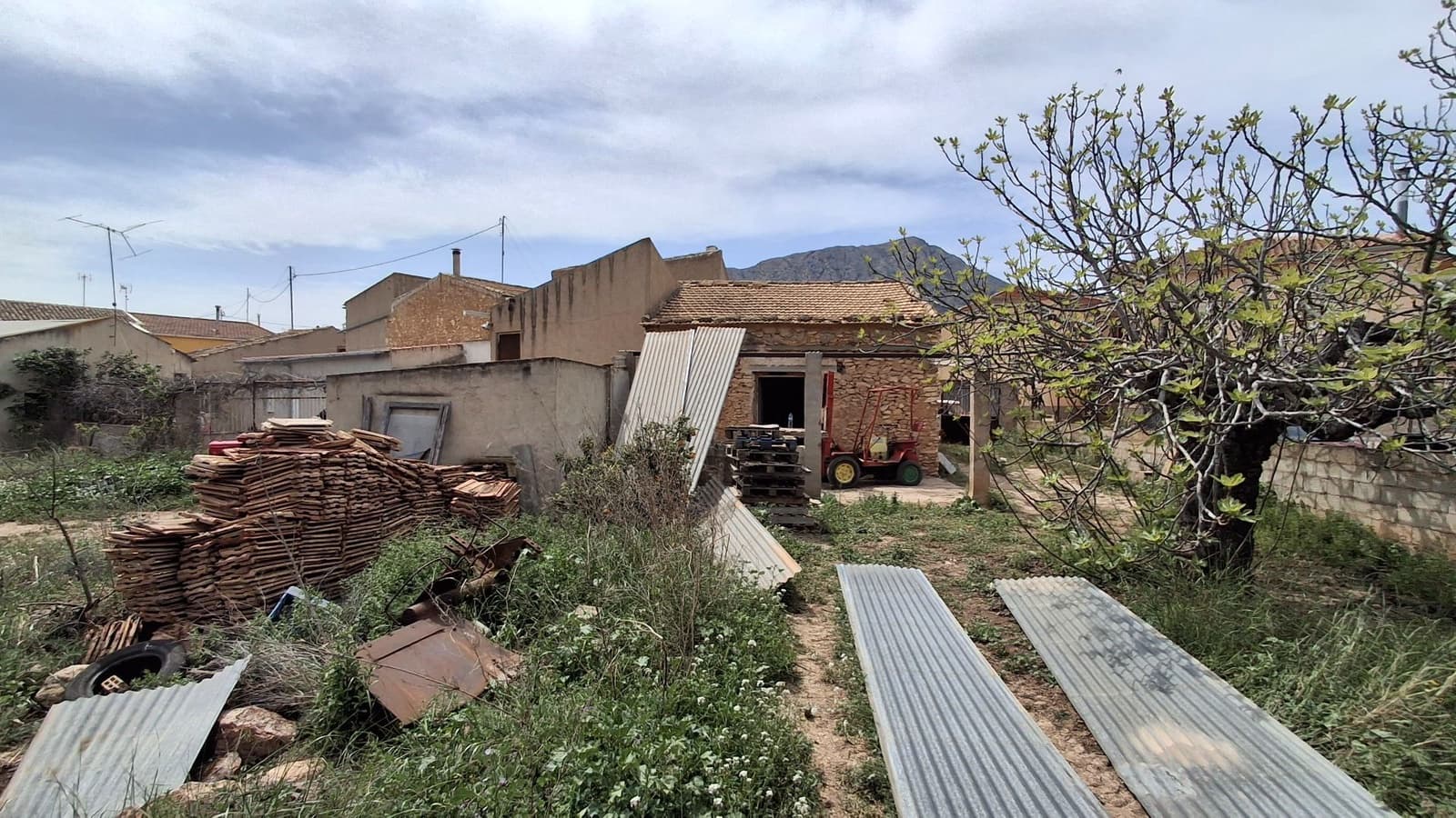 4 soverom Villa til salgs i El Canton - € 124 900 (Ref: 8985439)