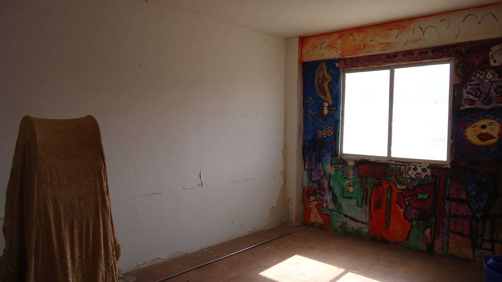 3 slaapkamer Villa te koop in Yecla - € 122.000 (Ref: 9280747)