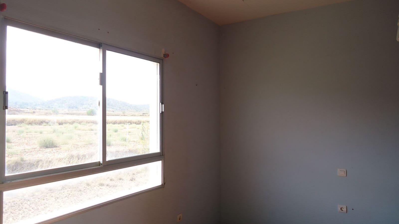 3 slaapkamer Villa te koop in Yecla - € 122.000 (Ref: 9280747)