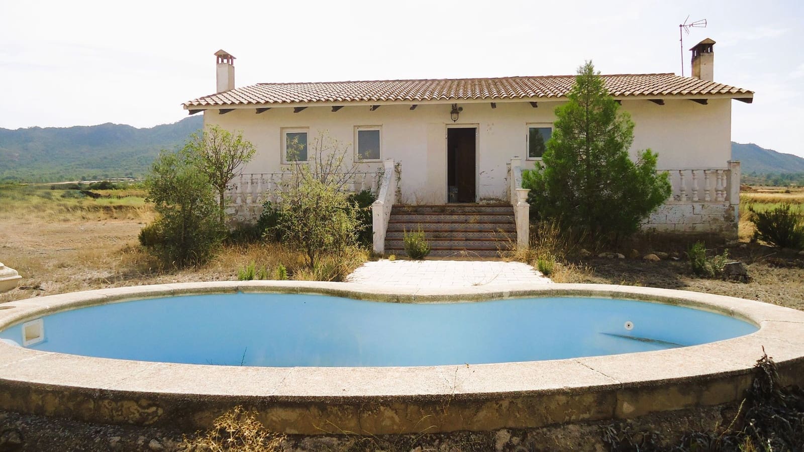 3 slaapkamer Villa te koop in Yecla - € 122.000 (Ref: 9280747)