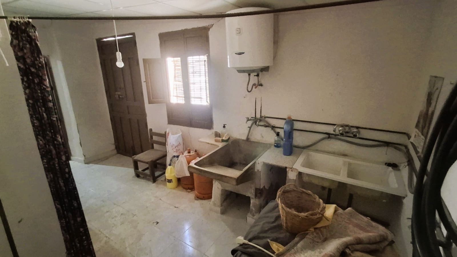 Moradia para venda em Mahoya - 69 900 € (Ref: 9387148)