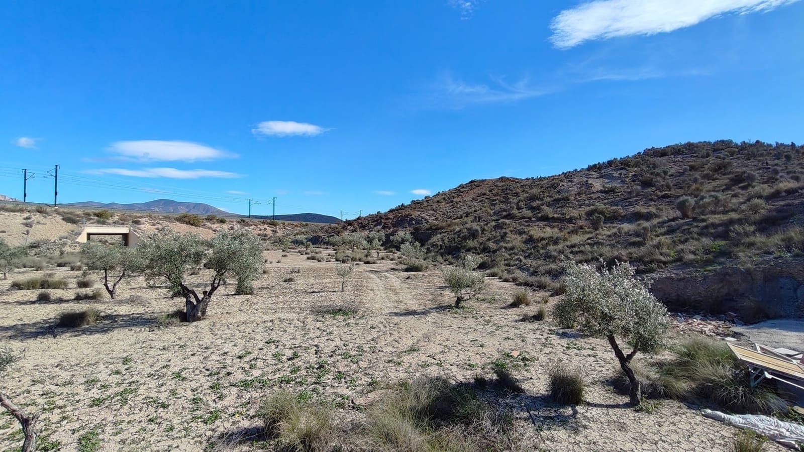 Finca/Landehus til salg i Elda - € 26.700 (Ref: 9398169)