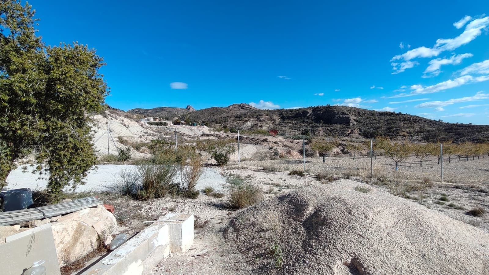 Finca/Landehus til salg i Fortuna - € 25.900 (Ref: 9398170)