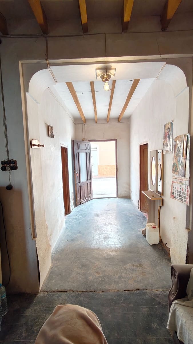 3 Zimmer Villa zu verkaufen in Mahoya - 98.000 € (Ref: 9473767)