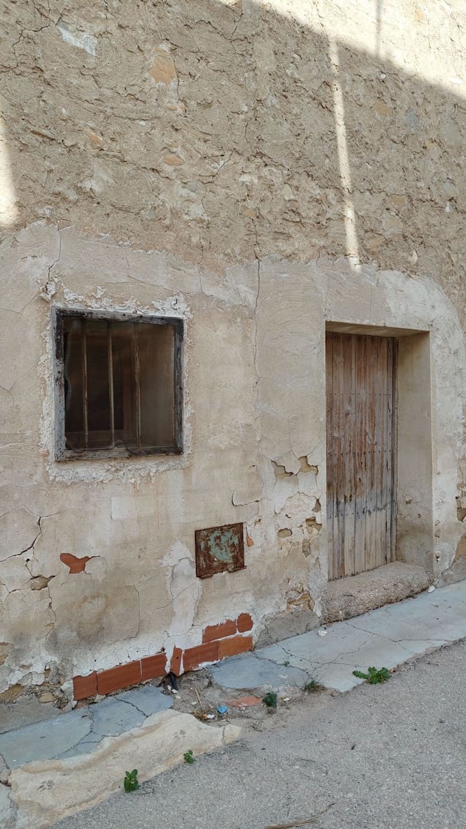 3 Zimmer Villa zu verkaufen in Mahoya - 98.000 € (Ref: 9473767)