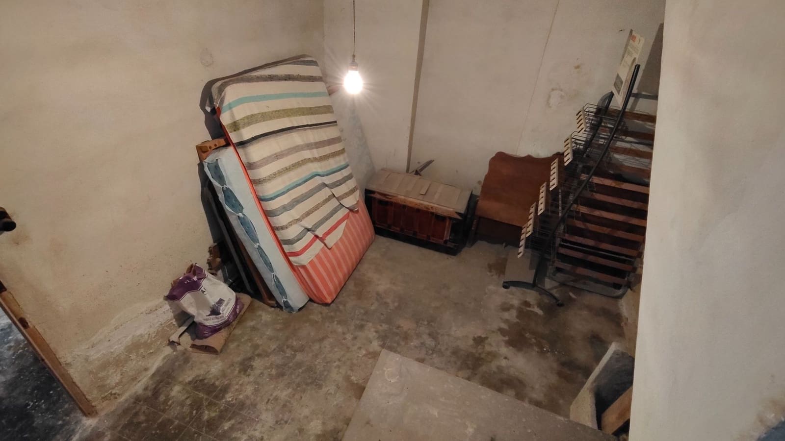 3 Zimmer Villa zu verkaufen in Mahoya - 98.000 € (Ref: 9473767)