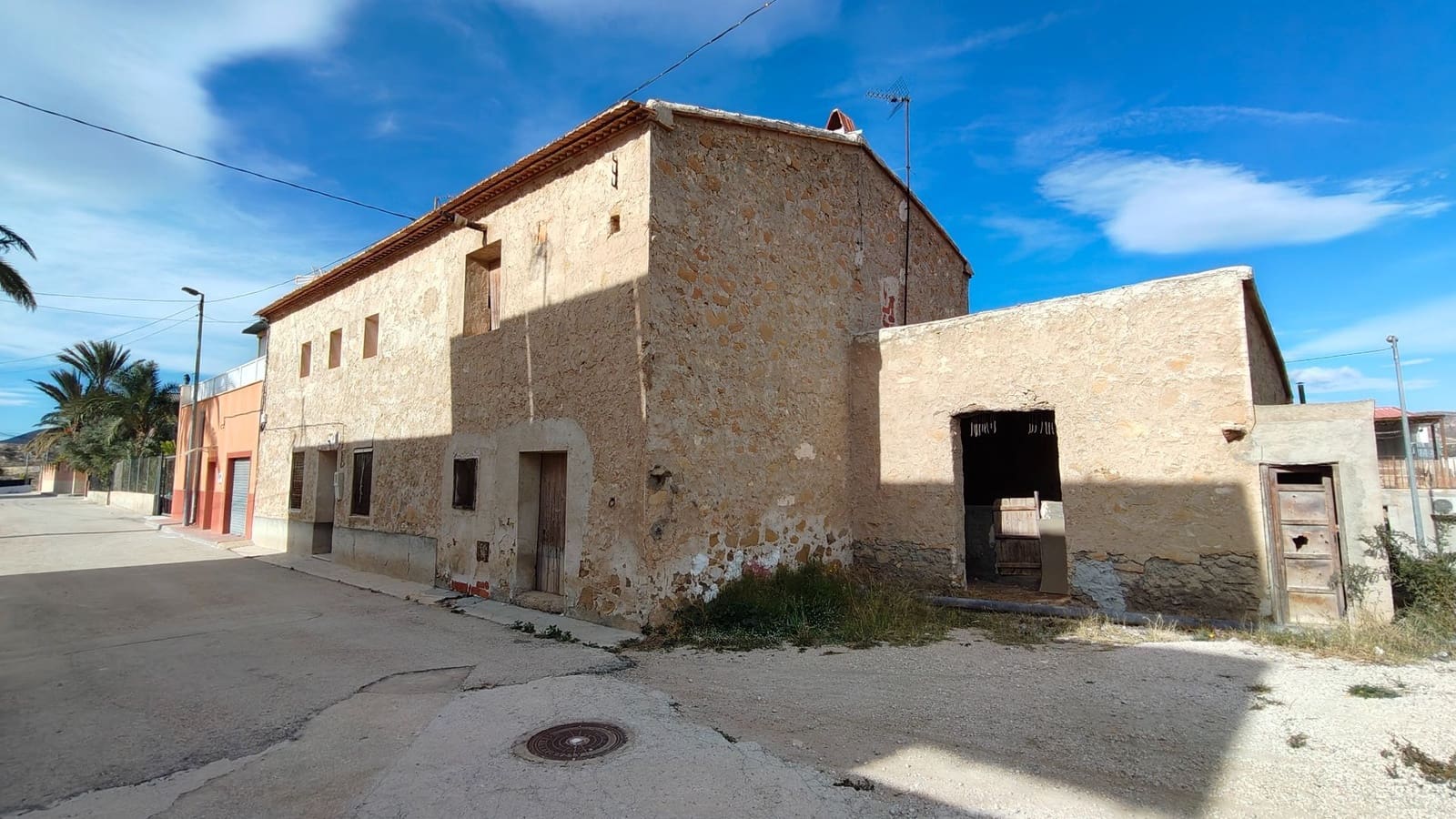 3 Zimmer Villa zu verkaufen in Mahoya - 98.000 € (Ref: 9473767)