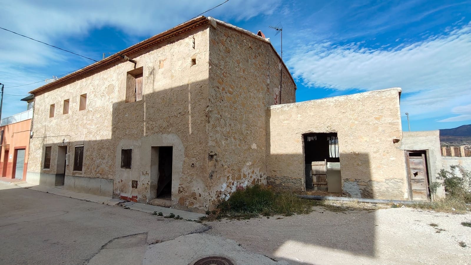 3 Zimmer Villa zu verkaufen in Mahoya - 98.000 € (Ref: 9473767)