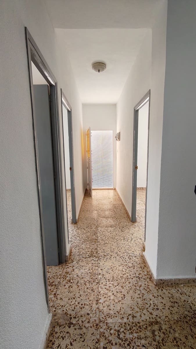 3 slaapkamer Villa te koop in Jumilla - € 150.000 (Ref: 9473768)