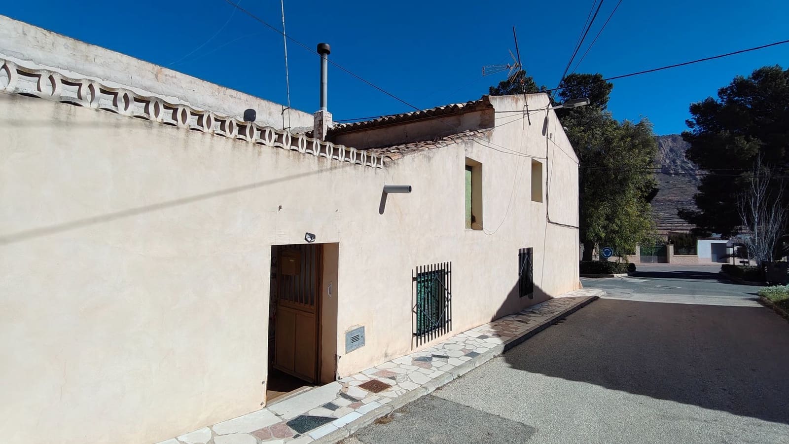 4 soverom Villa til salgs i L'Alguena / Alguenya - € 89 900 (Ref: 9598652)