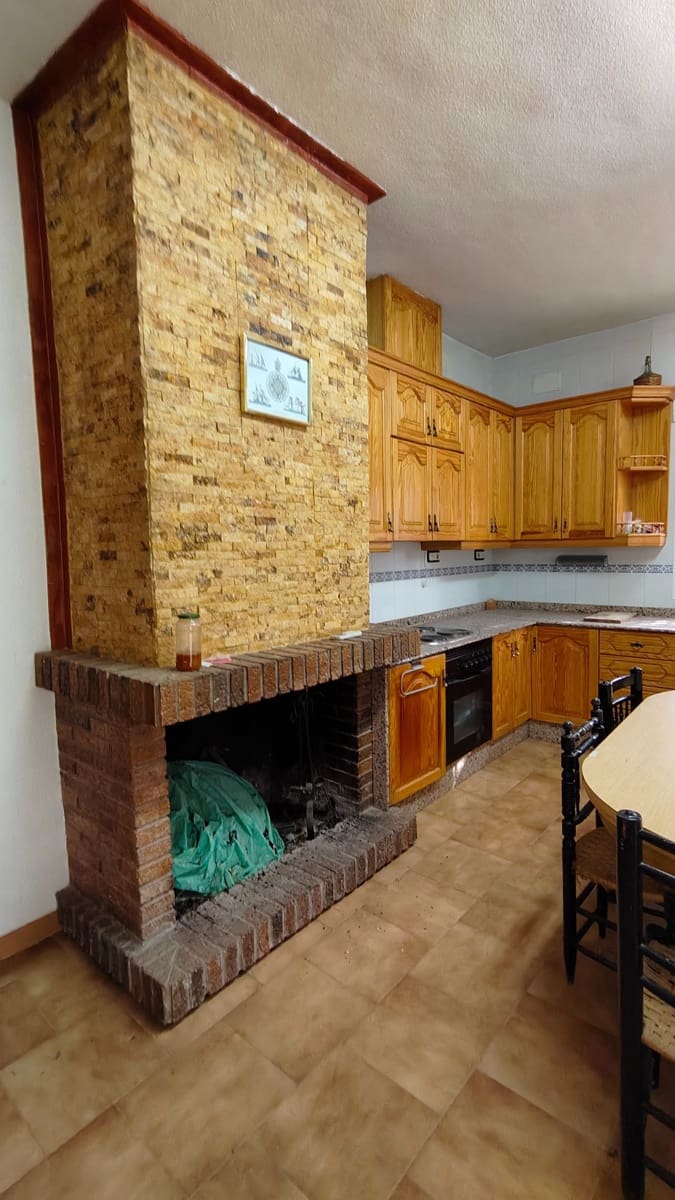 5 bedroom Villa for sale in Jumilla - € 294,900 (Ref: 9614678)