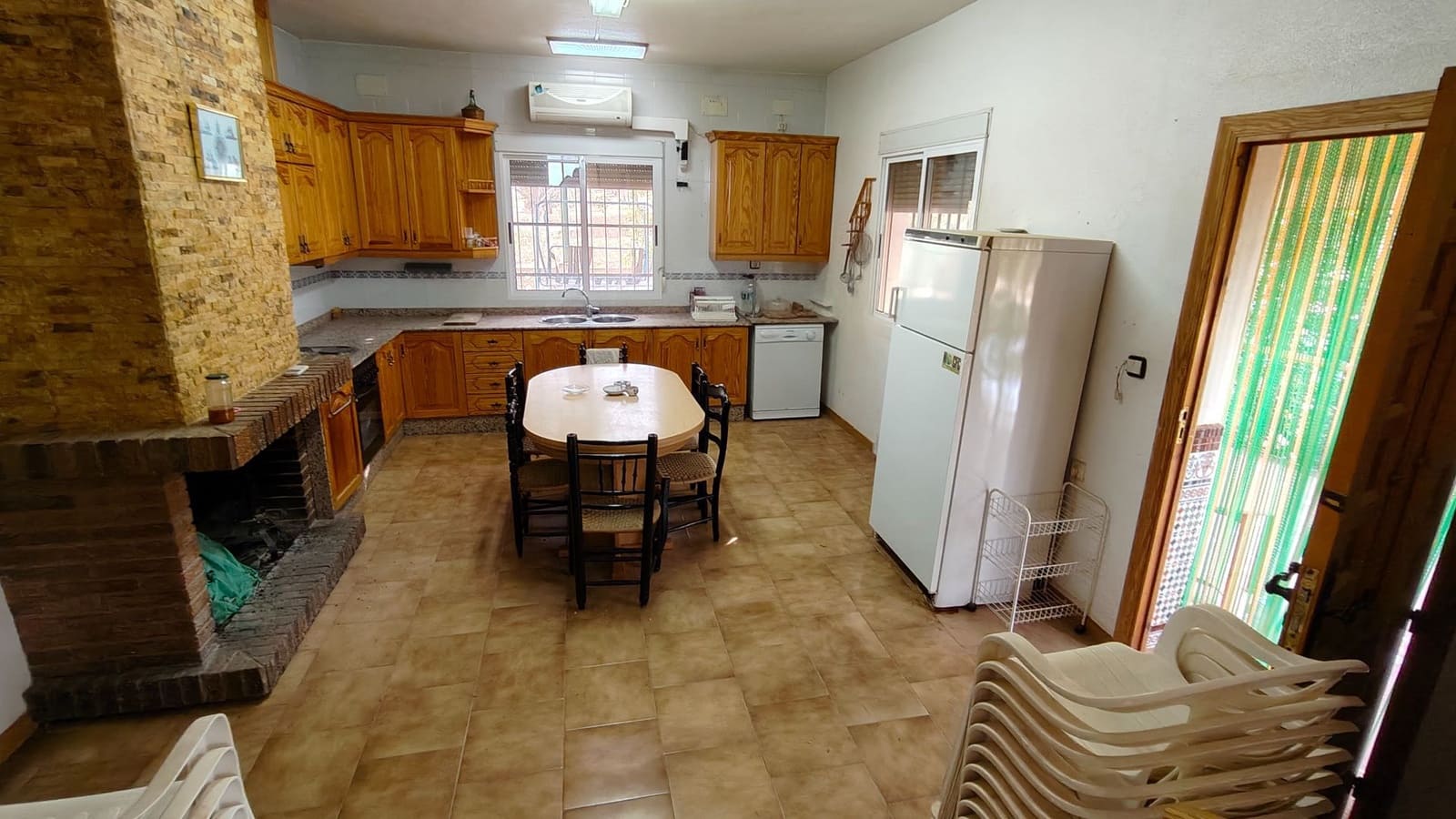 5 bedroom Villa for sale in Jumilla - € 294,900 (Ref: 9614678)