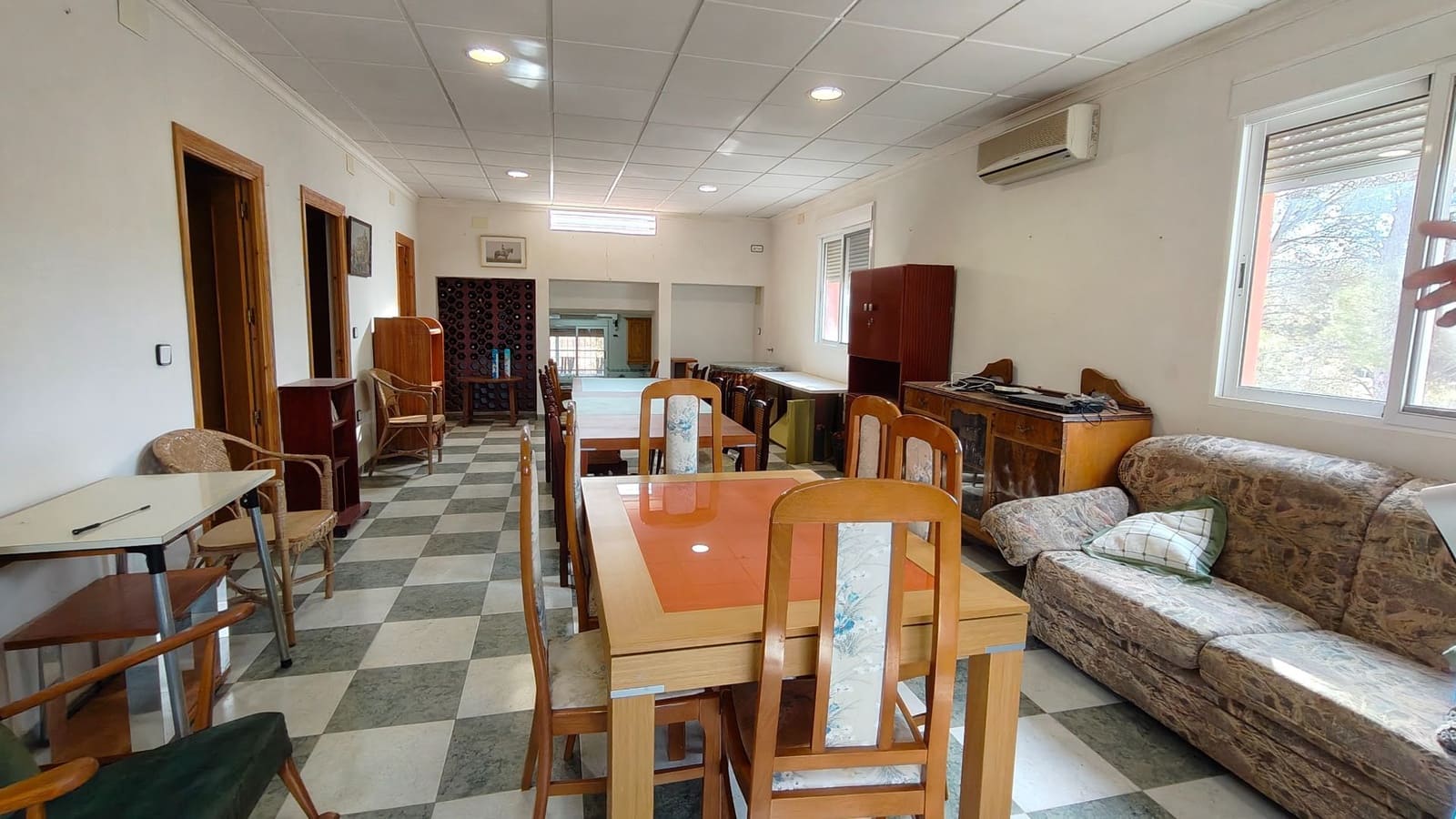 5 bedroom Villa for sale in Jumilla - € 294,900 (Ref: 9614678)